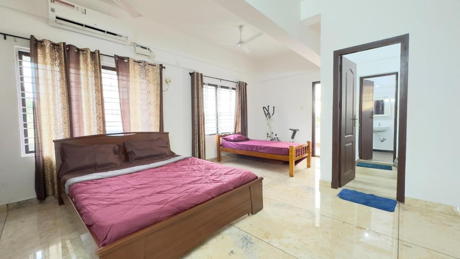 Downtown Manor-Panavila Thiruvananthapuram Exterior photo